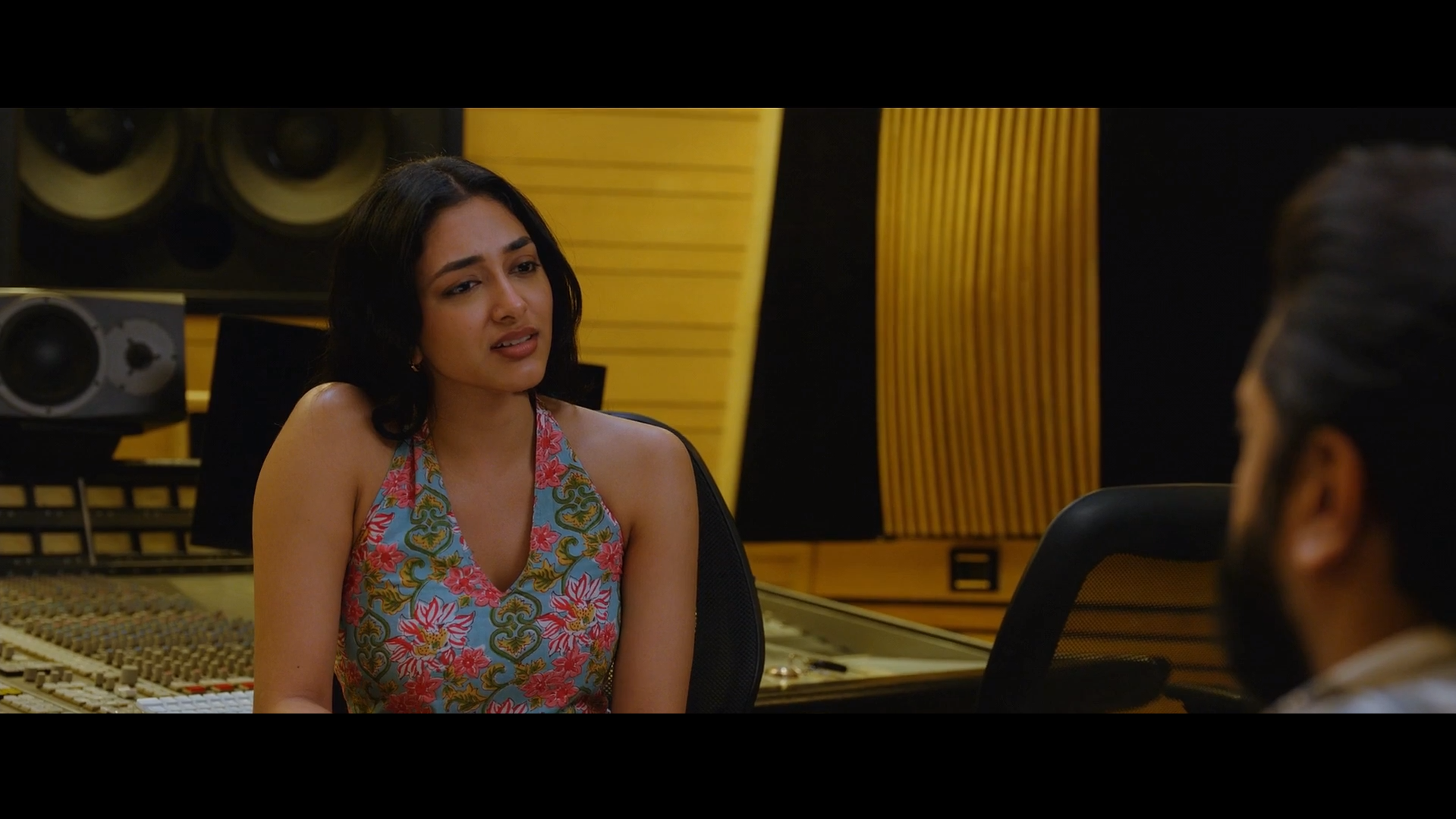 Sarvam Maya Movie Download (2025) Multi Audio [Bengali-Hindi-Malayalam] JIOHS WEB-DL – 480P | 720P | 1080P GDrive & Free Watch – 4k – Flixmet.com